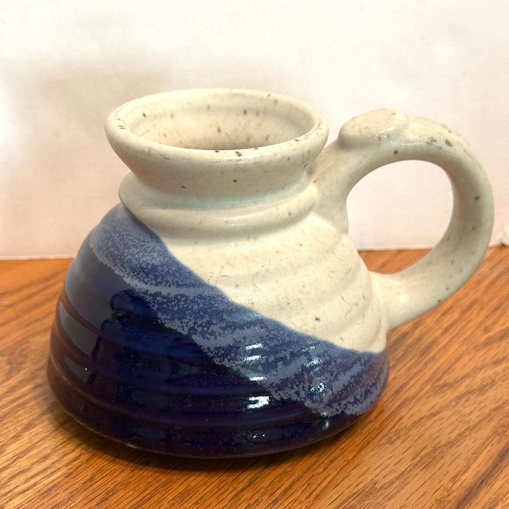 Artisan Non Spill Vintage Blue and Cream Ceramic Mug